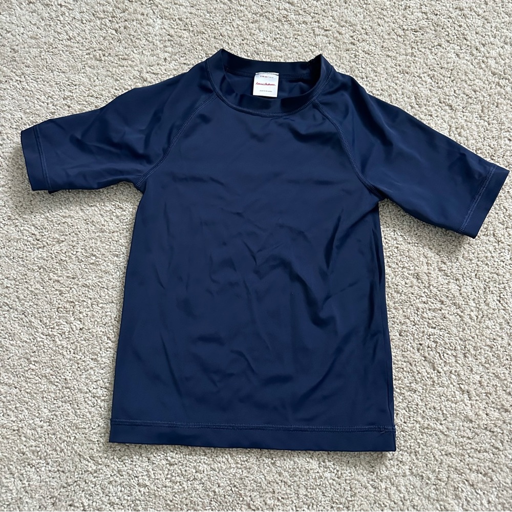 Hanna Andersson Short Sleeve Sunblock Rashguard Shirt - Size 110 - EUC